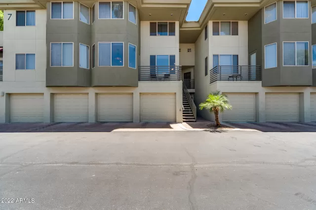 MLS: 6410298 Condo For Sale