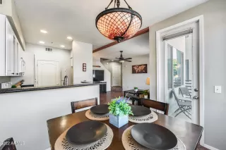 Photo #2: 6410298 Listing