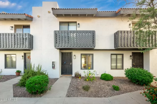 MLS: 6410381 Condo For Sale