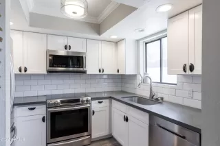 Photo #1: 6410455 Listing