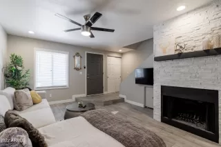 Photo #2: 6410455 Listing