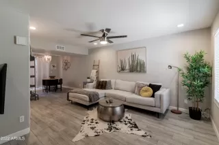 Photo #4: 6410455 Listing