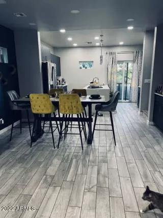 Photo #6: 6410508 Listing 