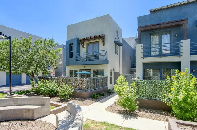 MLS: 6410517 Condo For Sale