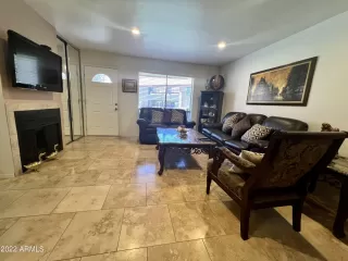 Photo #5: 6410539 Listing