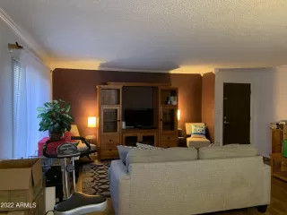 Photo #4: 6410609 Listing