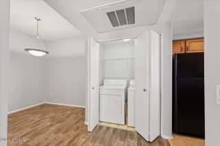 Photo #5: 6410645 Listing