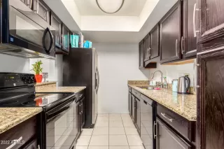 Photo #3: 6410695 Listing 