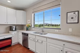 Photo #3: 6410727 Listing 