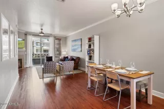 Photo #6: 6410727 Listing 