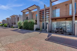 Photo #3: 6411097 Listing