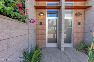 Photo #5: 6411097 Listing