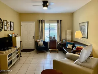 Photo #4: 6411106 Listing