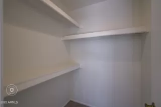 Photo #5: 6411111 Listing