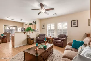 Photo #3: 6411202 Listing 