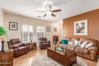 Photo #4: 6411202 Listing 