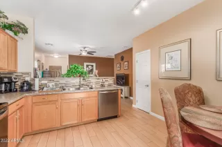 Photo #6: 6411202 Listing 