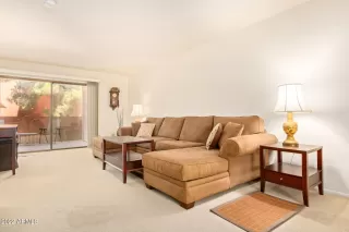 Photo #3: 6411265 Listing