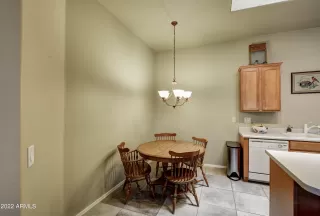 Photo #6: 6411401 Listing 