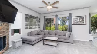 Photo #2: 6411474 Listing 