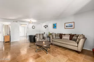 Photo #4: 6411488 Listing 