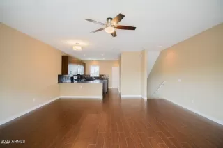 Photo #5: 6411496 Listing