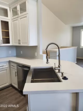 Photo #2: 6411563 Listing