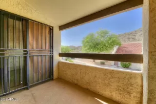 Photo #5: 6411683 Listing