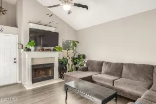 Photo #1: 6411791 Listing