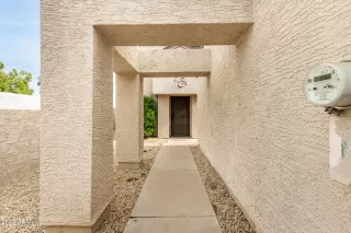 Photo #5: 6411791 Listing