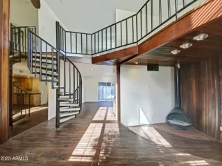 Photo #4: 6411936 Listing