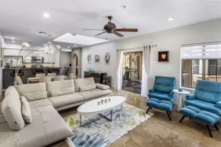 Photo #4: 6411944 Listing