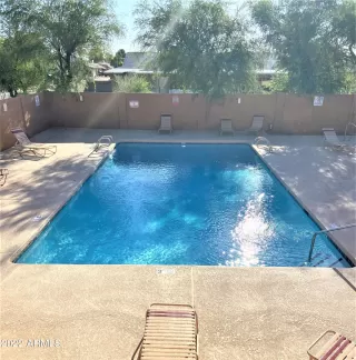 Photo #5: 6412143 Listing 