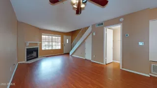 Photo #6: 6412286 Listing