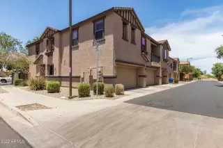 Photo #3: 6412368 Listing