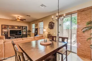 Photo #5: 6412368 Listing