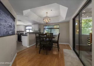 Photo #5: 6412616 Listing 