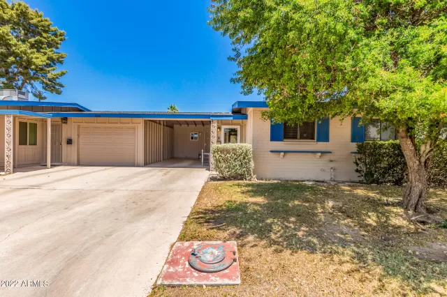 MLS: 6412685 Condo For Sale