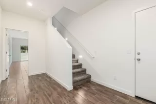 Photo #6: 6412836 Listing