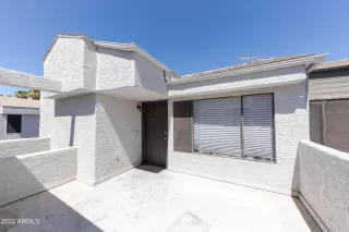 Photo #2: 6412945 Listing