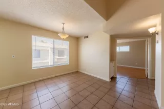 Photo #6: 6412945 Listing