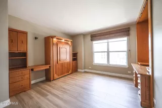 Photo #5: 6412968 Listing