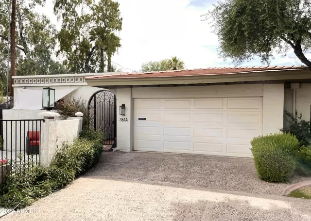 MLS: 6413214 Condo For Sale