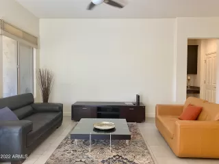 Photo #5: 6413238 Listing 