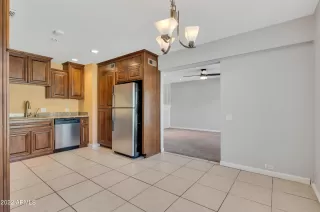 Photo #3: 6413476 Listing 