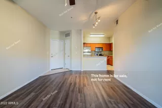 Photo #6: 6413481 Listing