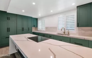 Photo #5: 6413611 Listing