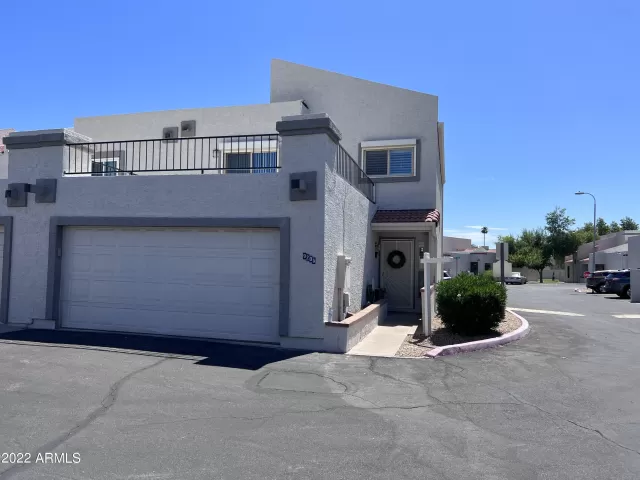 MLS: 6413695 Condo For Sale