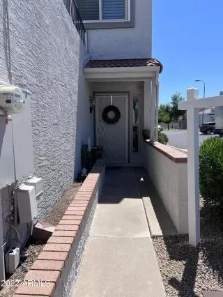 Photo #2: 6413695 Listing