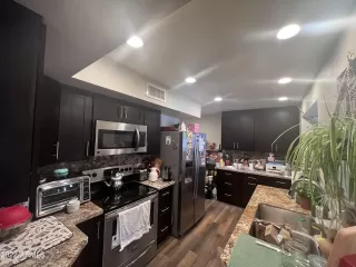 Photo #4: 6413695 Listing